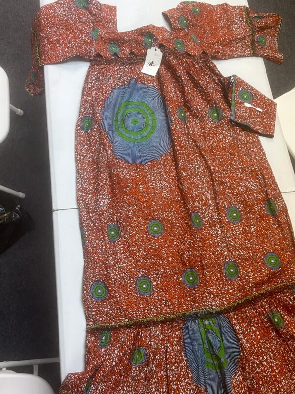 Beautiful African Dress - Size Medium -